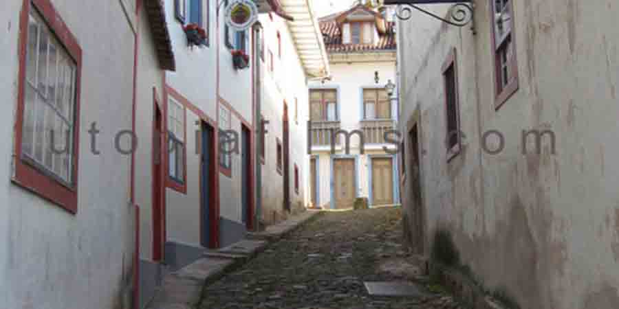 Photo of "Cobbled Streets" type of location.